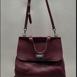 Lucque Burgundy Leather Handbag – Textured Finish, Metal Clasp